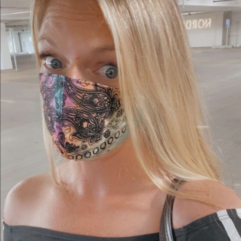 Meet your Posher, Amy